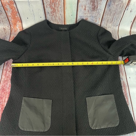✨✨Host Pick ✨Talbots Tweed Zip Up Jacket, Faux Leather Pockets, Black Wool Blend - Picture 11 of 11